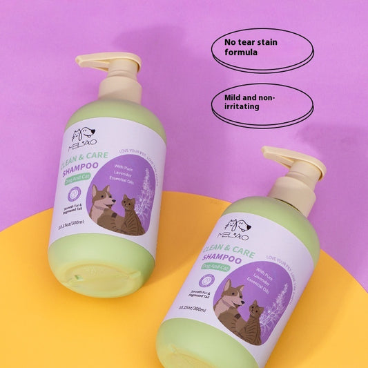Deep Cleansing Pet Shampoo for Dogs and Cats