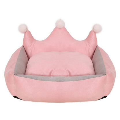 Scratch resistant crown dog bed