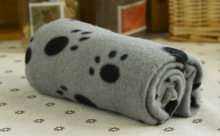 Soft Fleece Pet Blanket for Dogs & Cats