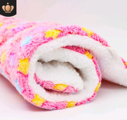 Soft Coral Fleece Pet Blanket for Cats & Dogs