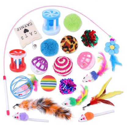 A Variety of Combinations of Toys for Cats – Sticks and Mice