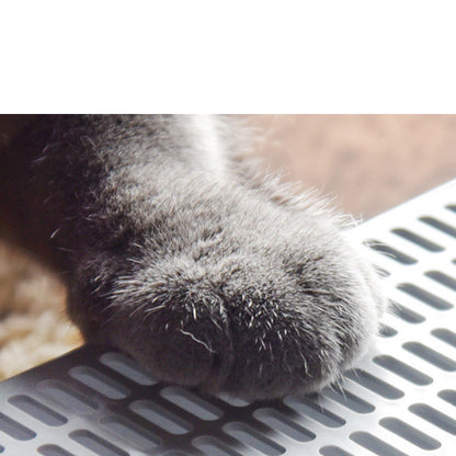 Compact Semi Enclosed Cat Litter Box for Easy Cleaning