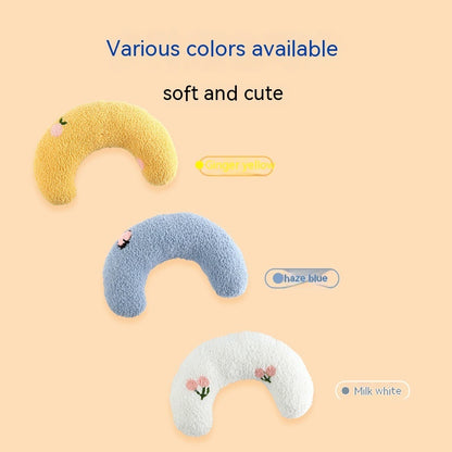 Soft Cotton Dog & Cat Moon Pillow