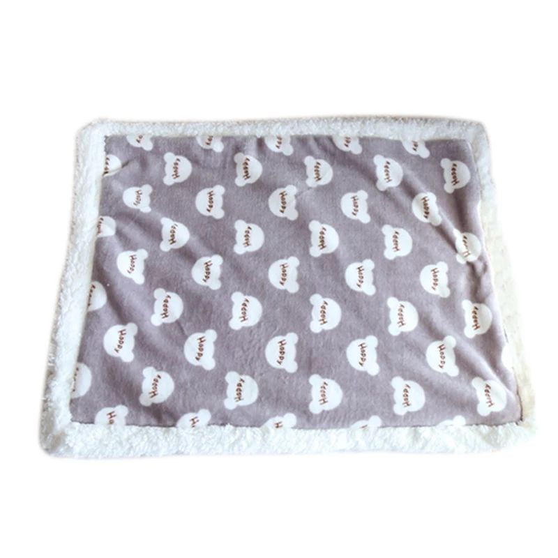 Soft Lamb Fleece Pet Blanket Warm Flannel Cushion