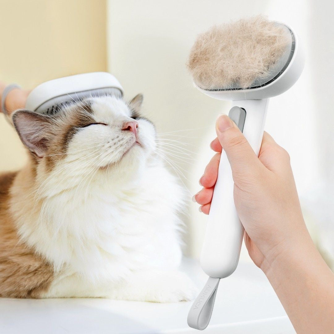 Cat Hair Comb Cleaner – Easy One-Button Hair Removal