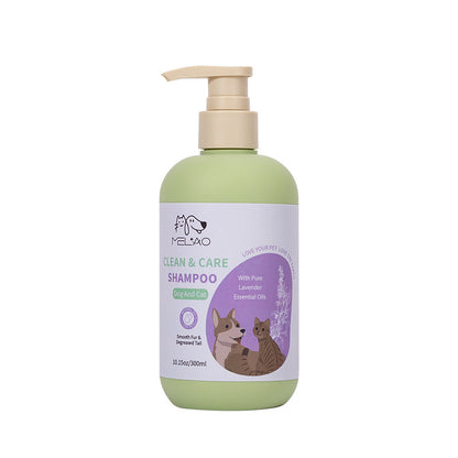 Deep Cleansing Pet Shampoo for Dogs and Cats