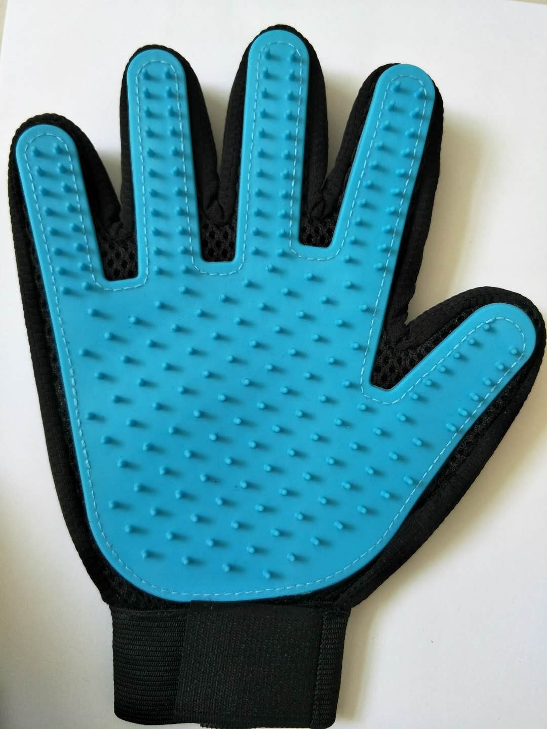 Pet Grooming Glove for Hair Removal