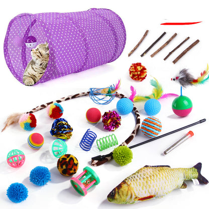 Assorted cat toys including a purple tunnel, balls, and逗留物 on a white background